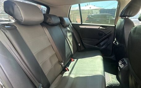 Volkswagen Golf VI, 2011 год, 730 000 рублей, 5 фотография