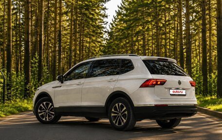 Volkswagen Tiguan II, 2022 год, 2 290 000 рублей, 4 фотография