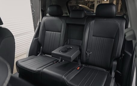 Volkswagen Tiguan II, 2022 год, 2 290 000 рублей, 13 фотография