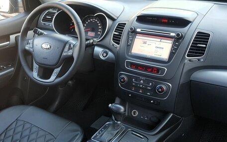 KIA Sorento II рестайлинг, 2014 год, 1 899 000 рублей, 10 фотография
