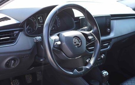 Skoda Rapid II, 2021 год, 1 450 000 рублей, 13 фотография