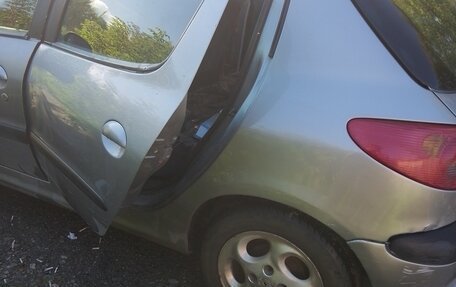 Peugeot 206, 2004 год, 200 000 рублей, 4 фотография
