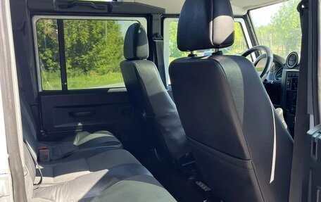 Land Rover Defender I, 2009 год, 1 800 000 рублей, 6 фотография