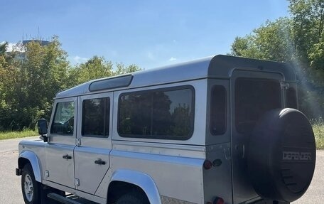 Land Rover Defender I, 2009 год, 1 800 000 рублей, 2 фотография