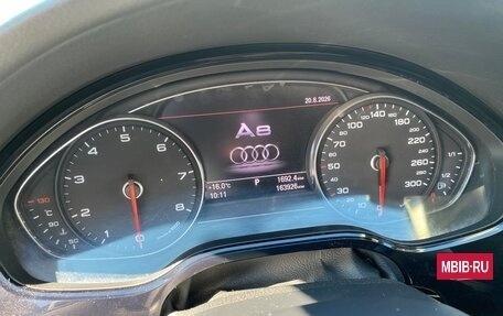 Audi A8, 2011 год, 1 770 000 рублей, 8 фотография