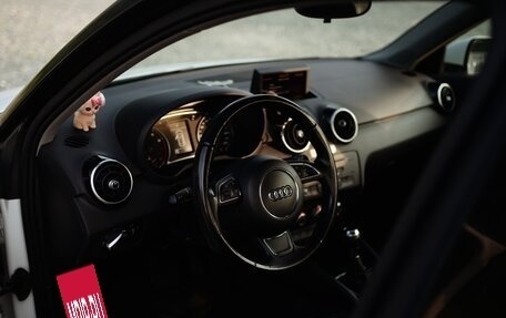Audi A1, 2012 год, 1 090 000 рублей, 13 фотография