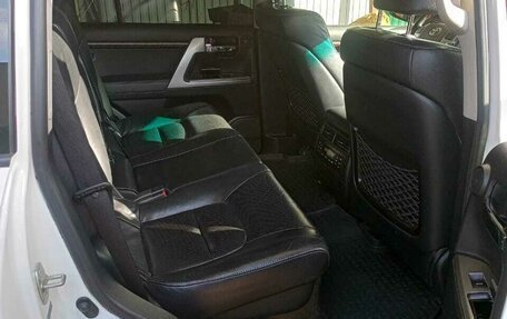 Toyota Land Cruiser 200, 2012 год, 3 600 000 рублей, 8 фотография