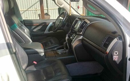 Toyota Land Cruiser 200, 2012 год, 3 600 000 рублей, 9 фотография