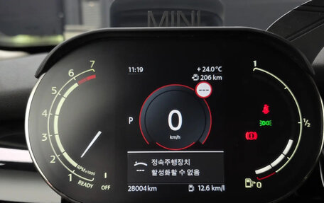 MINI Hatch, 2023 год, 1 900 000 рублей, 9 фотография