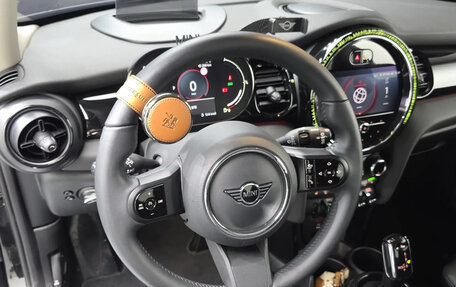 MINI Hatch, 2023 год, 1 900 000 рублей, 6 фотография