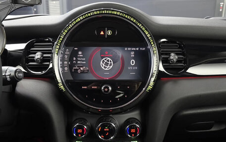 MINI Hatch, 2023 год, 1 900 000 рублей, 11 фотография