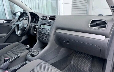 Volkswagen Golf VI, 2011 год, 990 000 рублей, 6 фотография