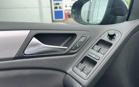 Volkswagen Golf VI, 2011 год, 990 000 рублей, 16 фотография