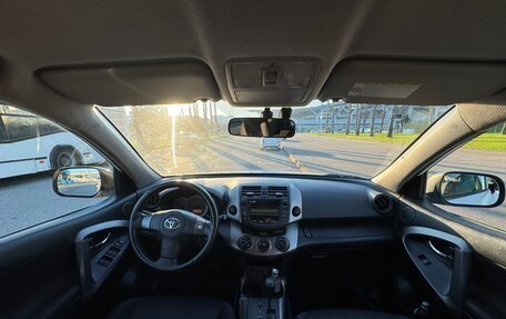 Toyota RAV4, 2010 год, 1 399 999 рублей, 13 фотография
