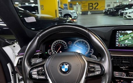 BMW 5 серия, 2018 год, 4 000 000 рублей, 12 фотография