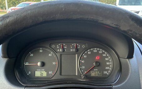 Volkswagen Polo IV рестайлинг, 2008 год, 28 фотография