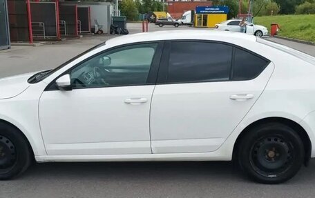Skoda Octavia, 2015 год, 999 999 рублей, 2 фотография