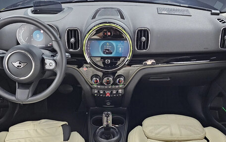 MINI Countryman II (F60), 2023 год, 2 000 000 рублей, 6 фотография