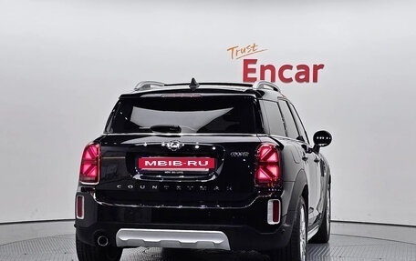 MINI Countryman II (F60), 2023 год, 2 000 000 рублей, 3 фотография