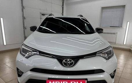 Toyota RAV4, 2019 год, 2 697 000 рублей, 2 фотография