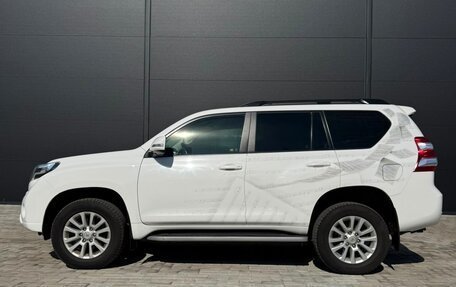 Toyota Land Cruiser Prado 150 рестайлинг 2, 2014 год, 3 150 000 рублей, 2 фотография