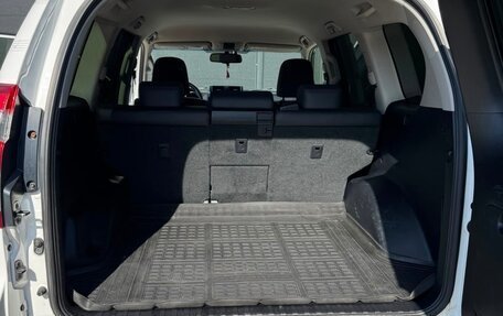 Toyota Land Cruiser Prado 150 рестайлинг 2, 2014 год, 3 150 000 рублей, 12 фотография
