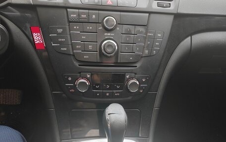 Opel Insignia II рестайлинг, 2010 год, 890 000 рублей, 8 фотография
