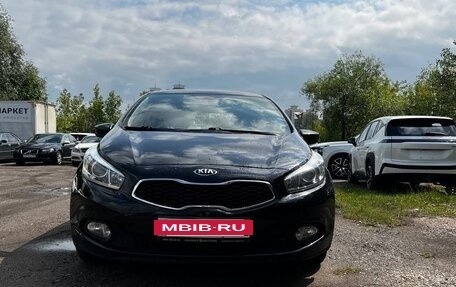 KIA cee'd III, 2015 год, 1 350 000 рублей, 2 фотография