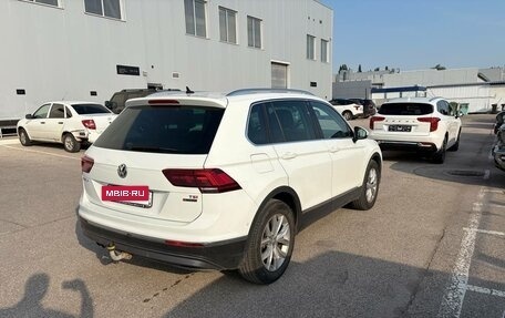 Volkswagen Tiguan II, 2017 год, 2 070 000 рублей, 3 фотография