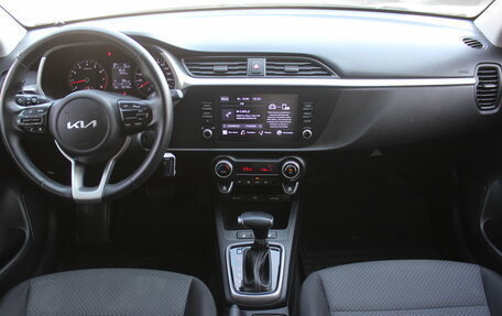 KIA Rio IV, 2022 год, 1 557 000 рублей, 7 фотография