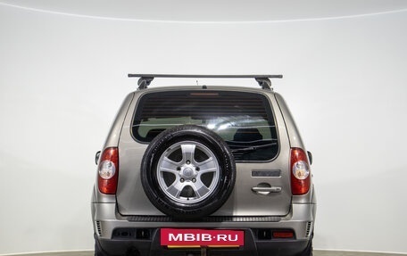 Chevrolet Niva I рестайлинг, 2012 год, 569 000 рублей, 6 фотография