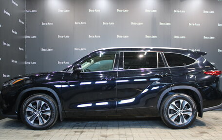Toyota Highlander, 2021 год, 4 950 000 рублей, 3 фотография