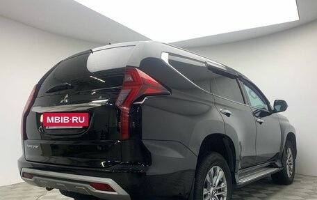 Mitsubishi Pajero Sport III рестайлинг, 2021 год, 4 333 000 рублей, 7 фотография