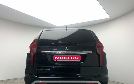 Mitsubishi Pajero Sport III рестайлинг, 2021 год, 4 333 000 рублей, 6 фотография