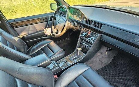 Mercedes-Benz E-Класс, 1994 год, 10 317 000 рублей, 3 фотография