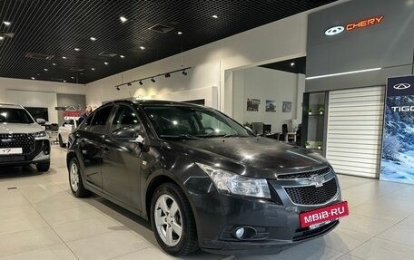 Chevrolet Cruze II, 2012 год, 560 000 рублей, 3 фотография
