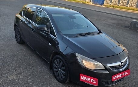 Opel Astra J, 2012 год, 450 000 рублей, 3 фотография