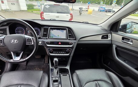 Hyundai Sonata VII, 2019 год, 1 530 000 рублей, 10 фотография