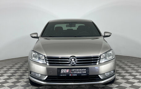 Volkswagen Passat B7, 2013 год, 1 280 000 рублей, 2 фотография