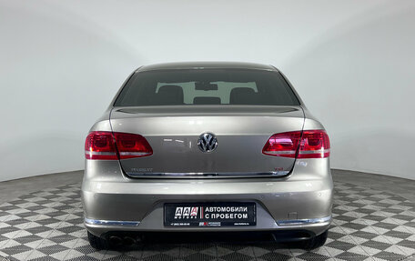 Volkswagen Passat B7, 2013 год, 1 280 000 рублей, 7 фотография