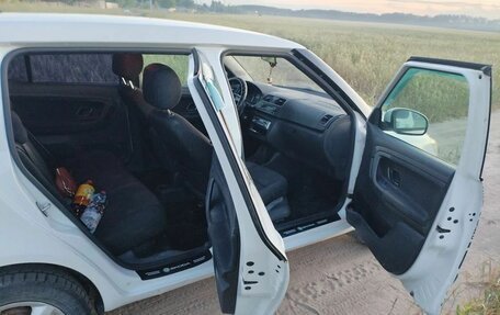 Skoda Fabia II, 2011 год, 375 900 рублей, 5 фотография