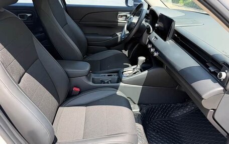 Honda Vezel, 2023 год, 1 894 000 рублей, 13 фотография