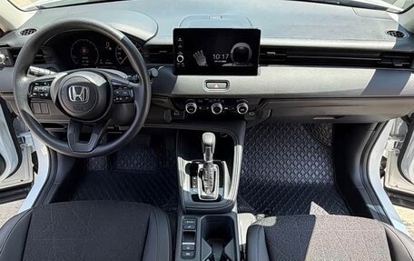Honda Vezel, 2023 год, 1 894 000 рублей, 19 фотография