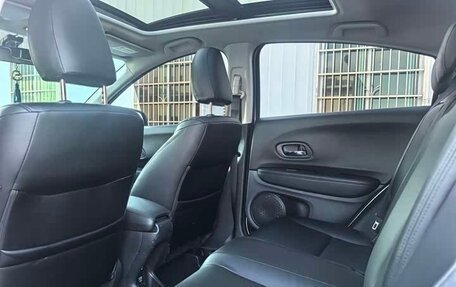 Honda Vezel, 2022 год, 1 526 000 рублей, 13 фотография
