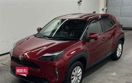 Toyota Yaris Cross, 2020 год, 1 400 000 рублей, 2 фотография
