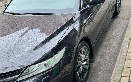 Toyota Camry, 2020 год, 2 450 000 рублей, 6 фотография