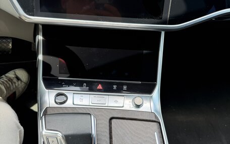 Audi A6, 2021 год, 3 800 000 рублей, 13 фотография