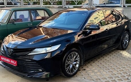 Toyota Camry, 2020 год, 2 450 000 рублей, 2 фотография