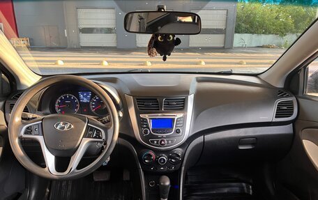 Hyundai Solaris II рестайлинг, 2012 год, 770 000 рублей, 9 фотография