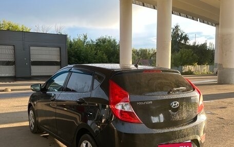 Hyundai Solaris II рестайлинг, 2012 год, 770 000 рублей, 4 фотография